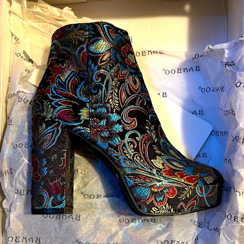 Bamboo Embroidered Bootie Pair